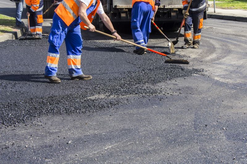 Experienced Asphalt Technicians
